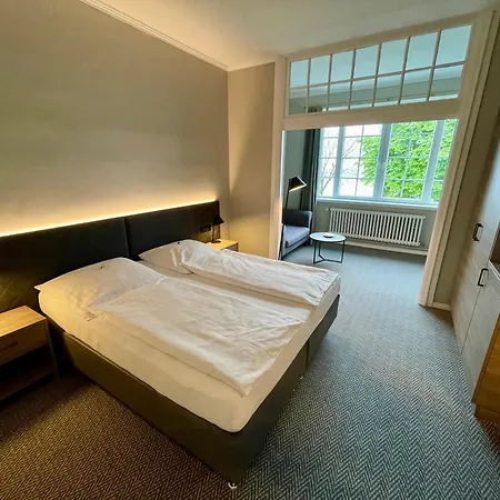 酒店 Kurhaus 威克奥夫弗尔