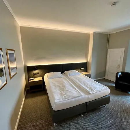 Kurhaus 3*